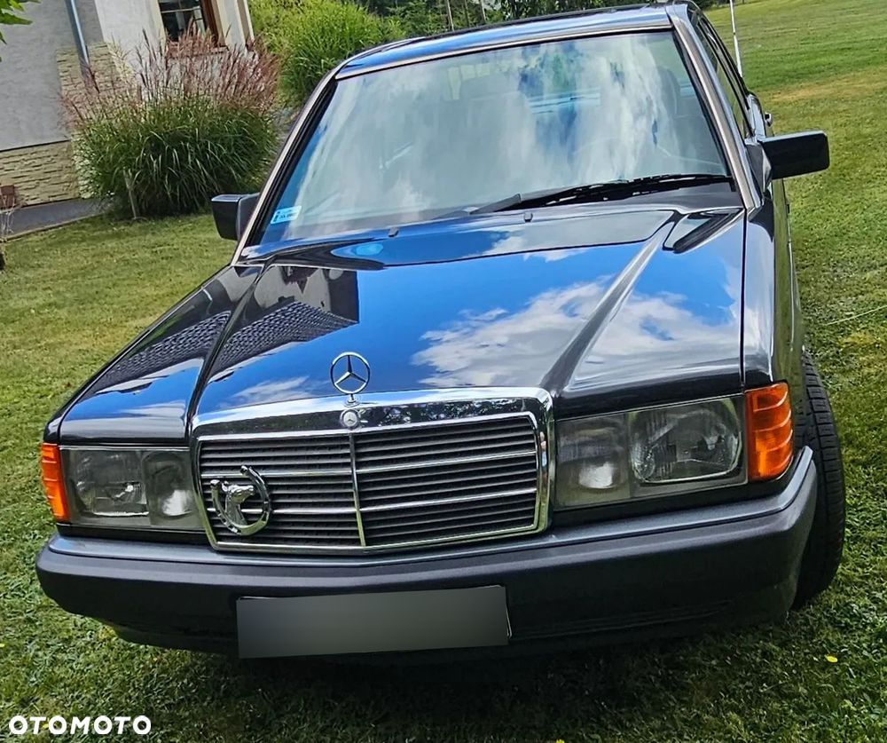 Mercedes-Benz W201 (190) - 5