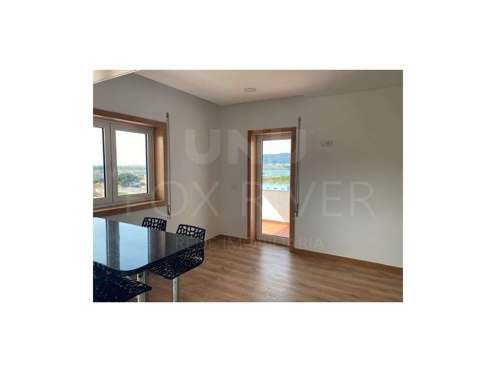 Apartamento T2 - Darque - Grande imagem: 3/21