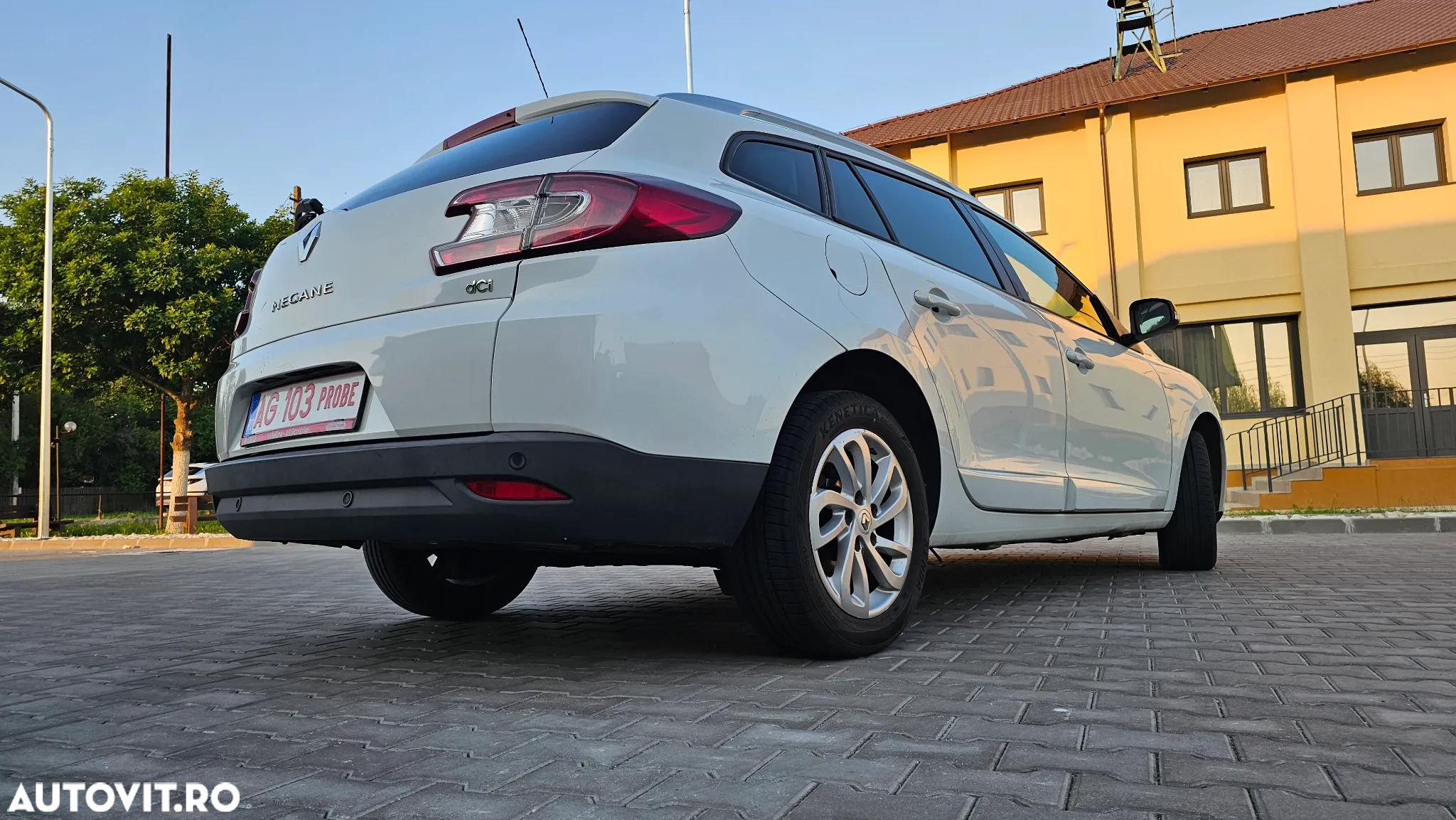 Renault Megane 1.5 dCi Dynamique - 10