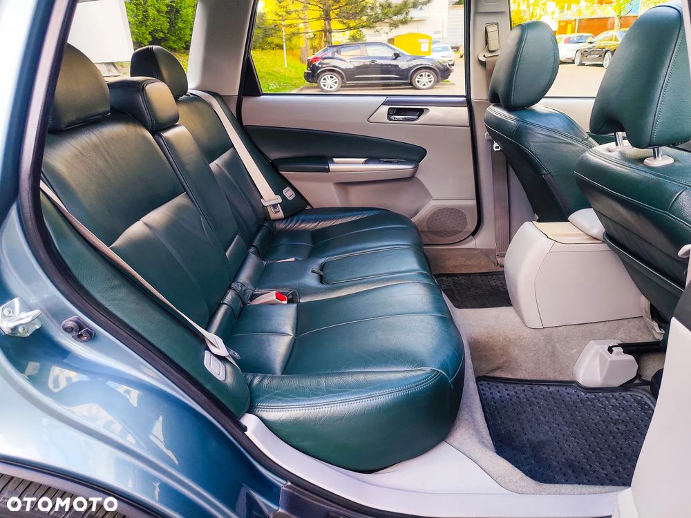 Subaru Forester 2.0 XE NAV Euro5 - 13