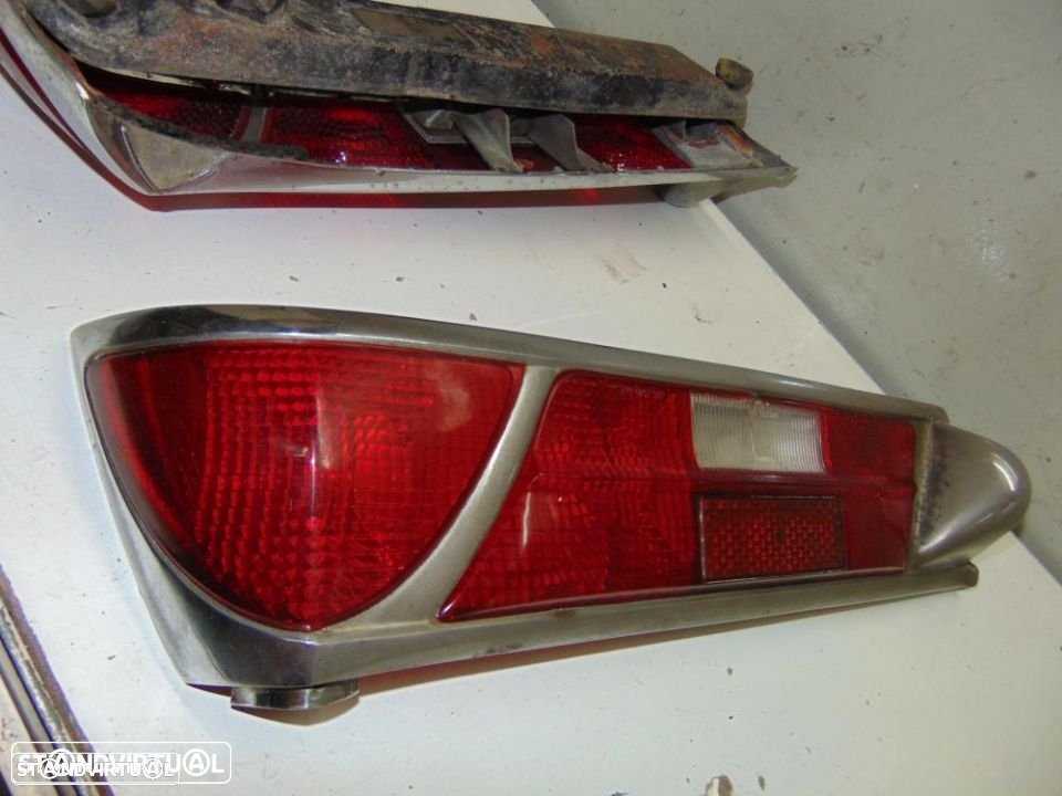 Mercedes rabo de peixe W 110, 111 farolins de trás - 3
