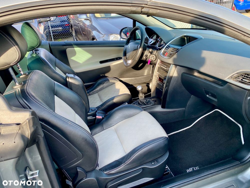 Peugeot 307 CC 1.6 - 24