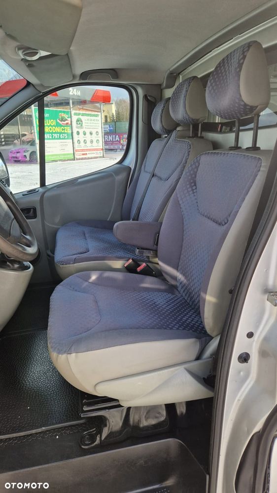 Renault TRAFIC L2H1 - 12