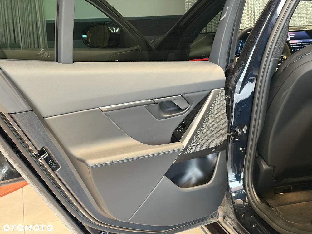 BMW Seria 5 520i mHEV M Sport - 21