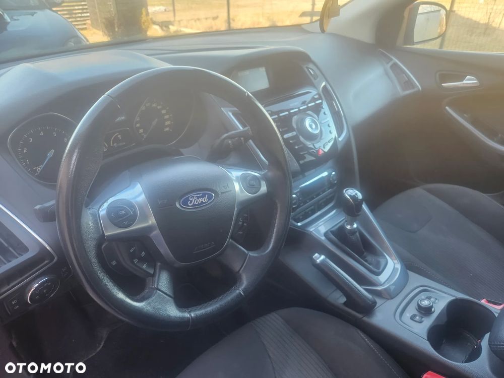 Ford Focus 1.6 EcoBoost Start-Stopp-System Titanium - 16