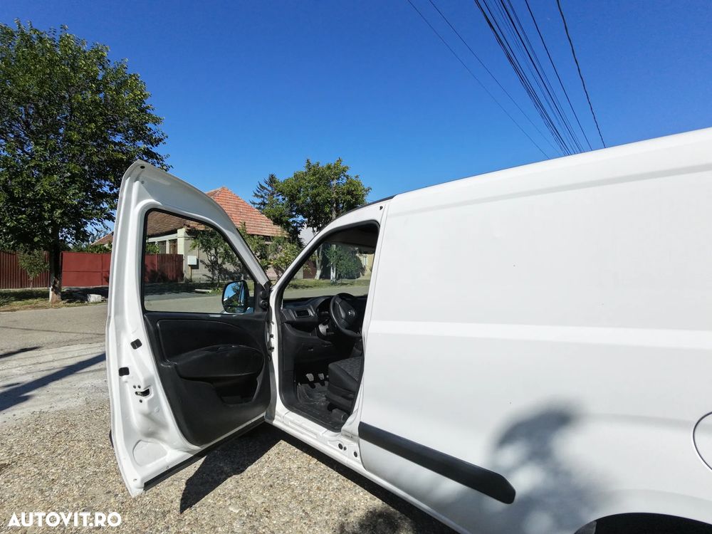 Opel Combo - 17