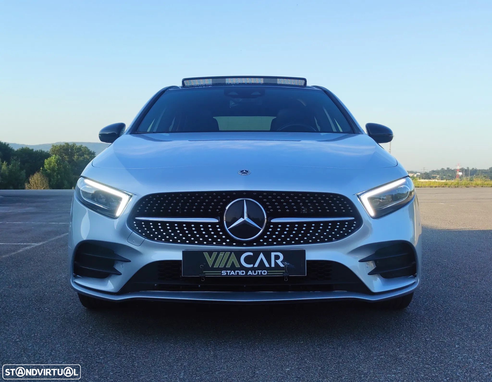 Mercedes-Benz A 250 e AMG Line - 1