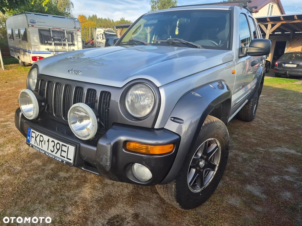 Jeep Cherokee - 1