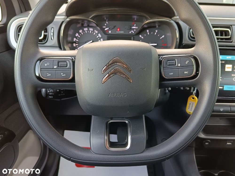 Citroën C3 1.2 PureTech Shine - 24