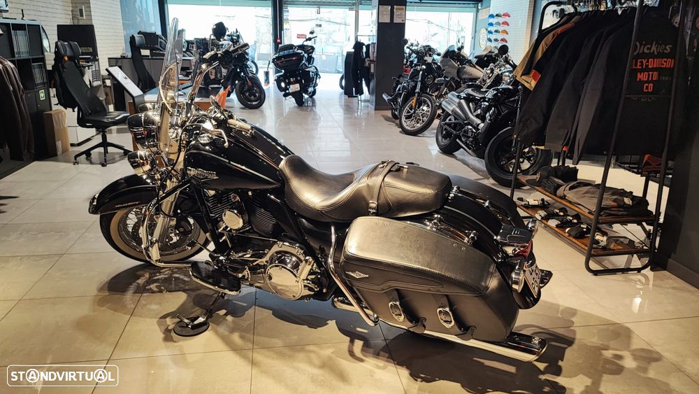 Harley-Davidson Road King Classic - 11