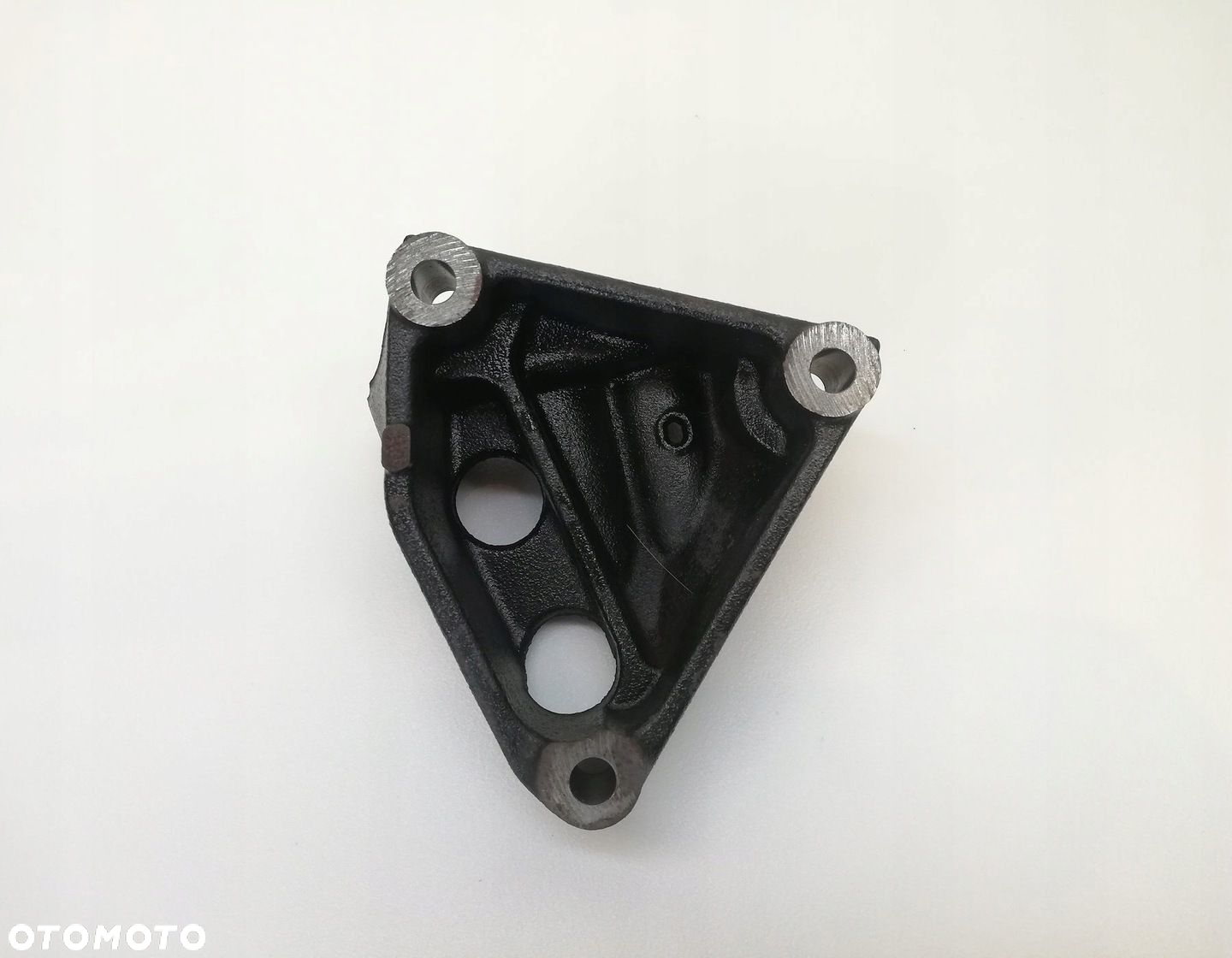ŁAPA SILNIKA TOYOTA PRIUS III 1.8 HYBRYDA 2ZR-FXE X2ZR-W22U 2ZR 37030 - 6