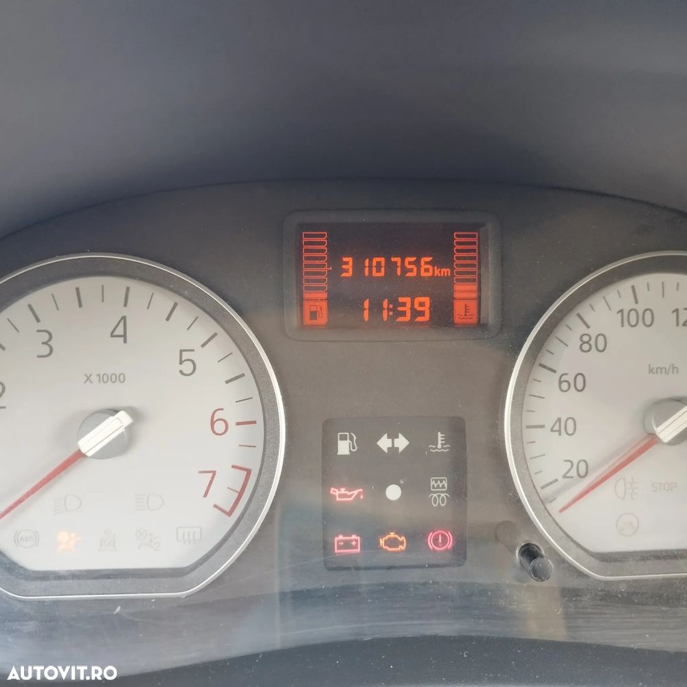 Dacia Logan 1.6 MPI GPL Laureate - 12