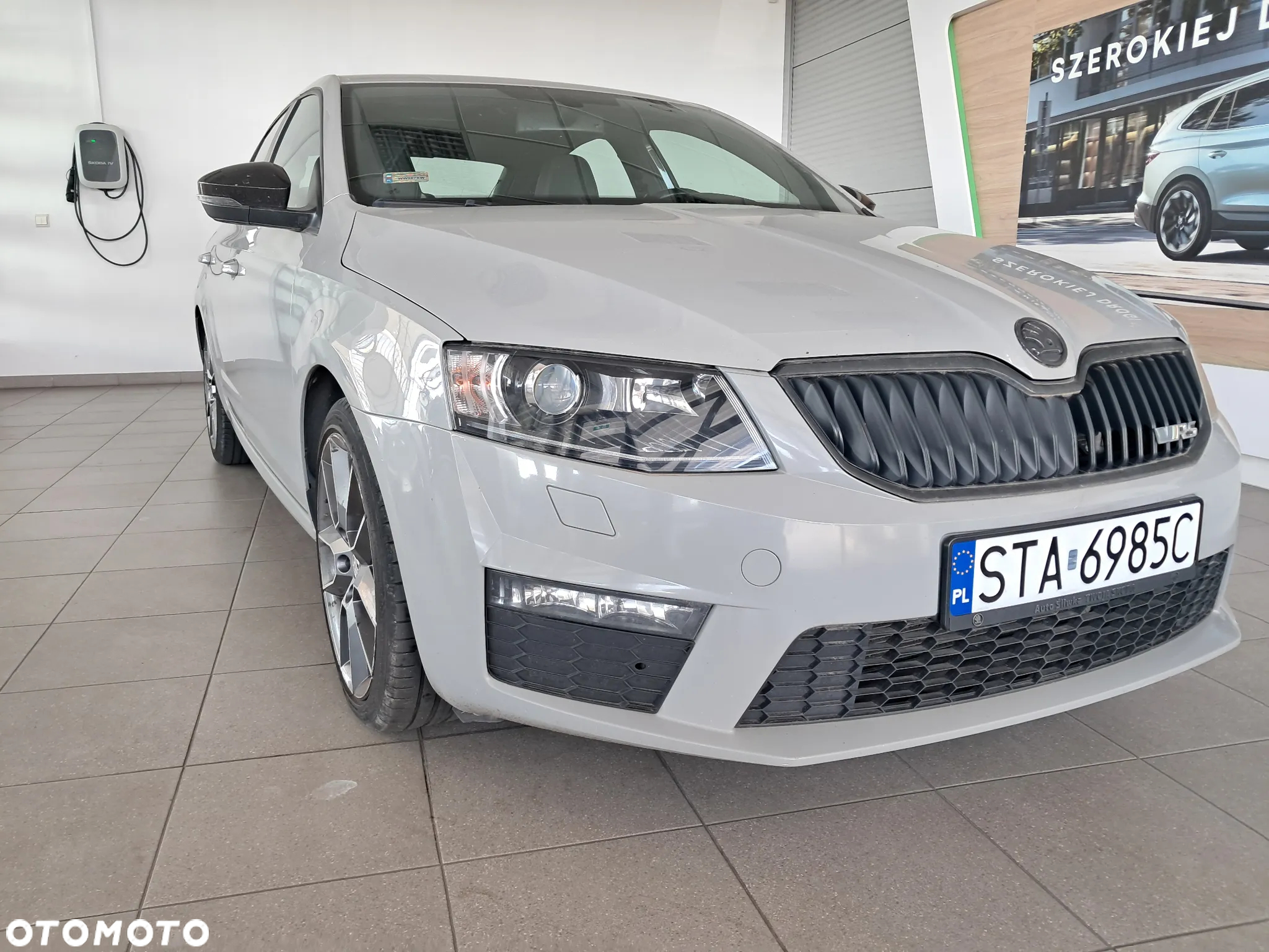 Skoda Octavia 2.0 TDI RS DSG - 4