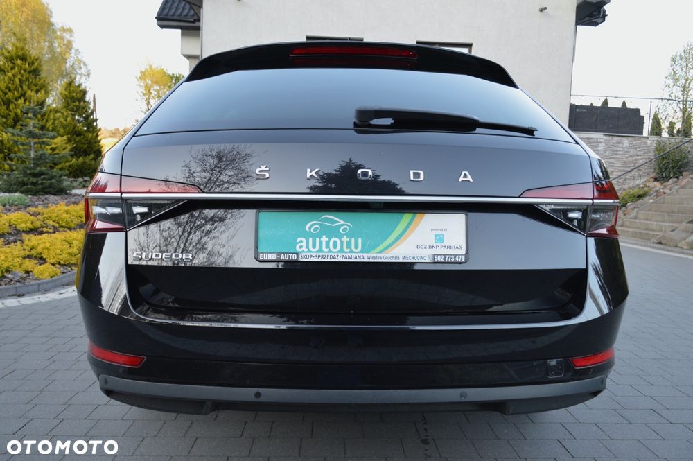 Skoda Superb 2.0 TDI SCR Sportline DSG - 6