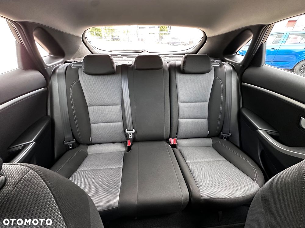 Hyundai i30 1.4 Fifa World Cup Edition - 26