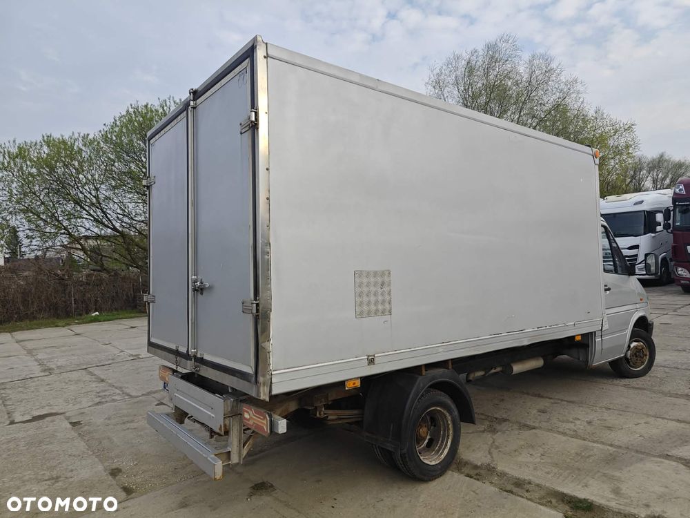 Mercedes-Benz SPRINTER 412 - 3