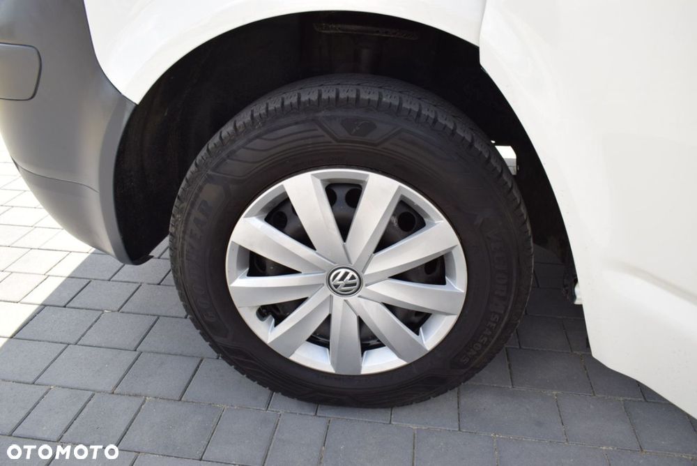 Volkswagen Transporter - 28