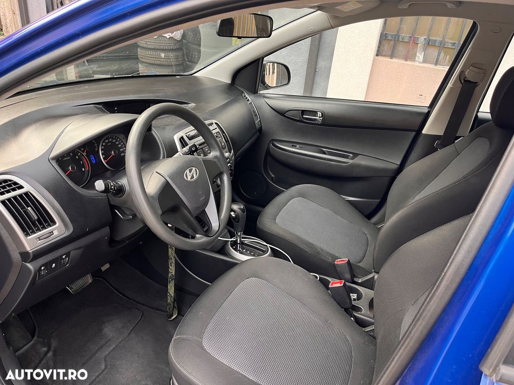 Hyundai i20 - 11