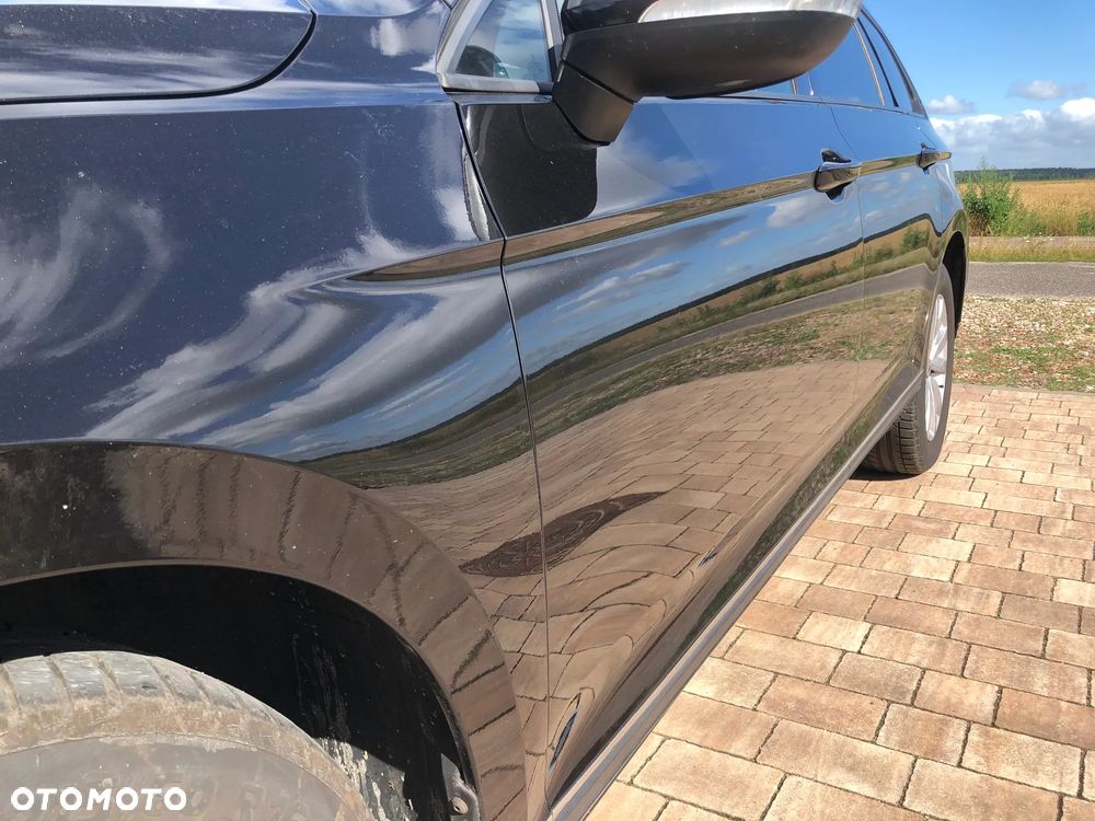 Volkswagen Passat 2.0 TDI SCR Comfortline - 15