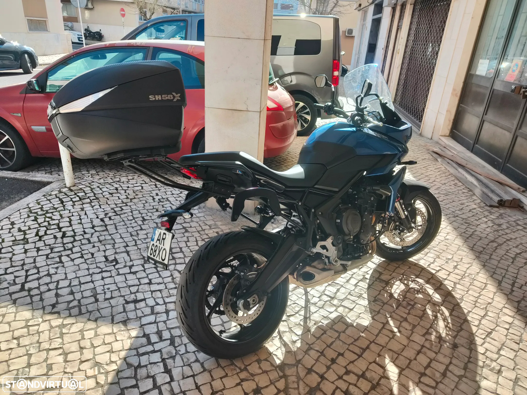 Triumph Tiger - 2