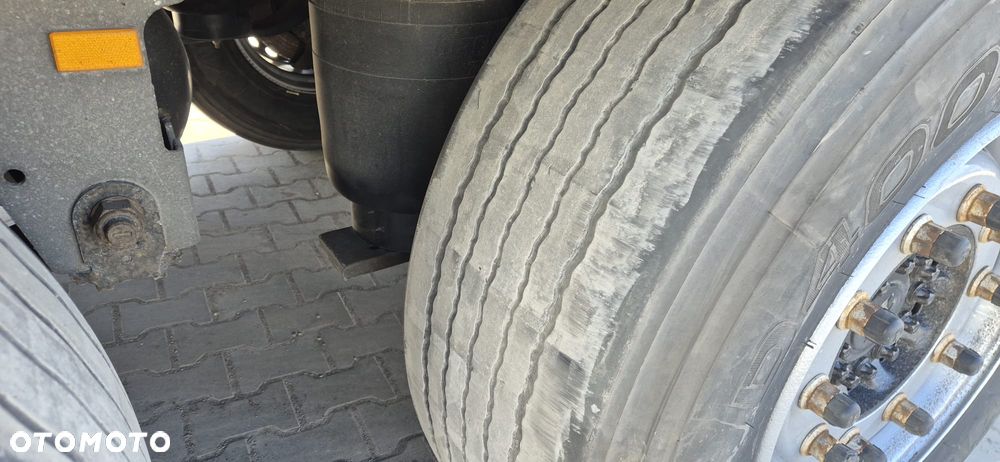 Schmitz Cargobull SCB - 11