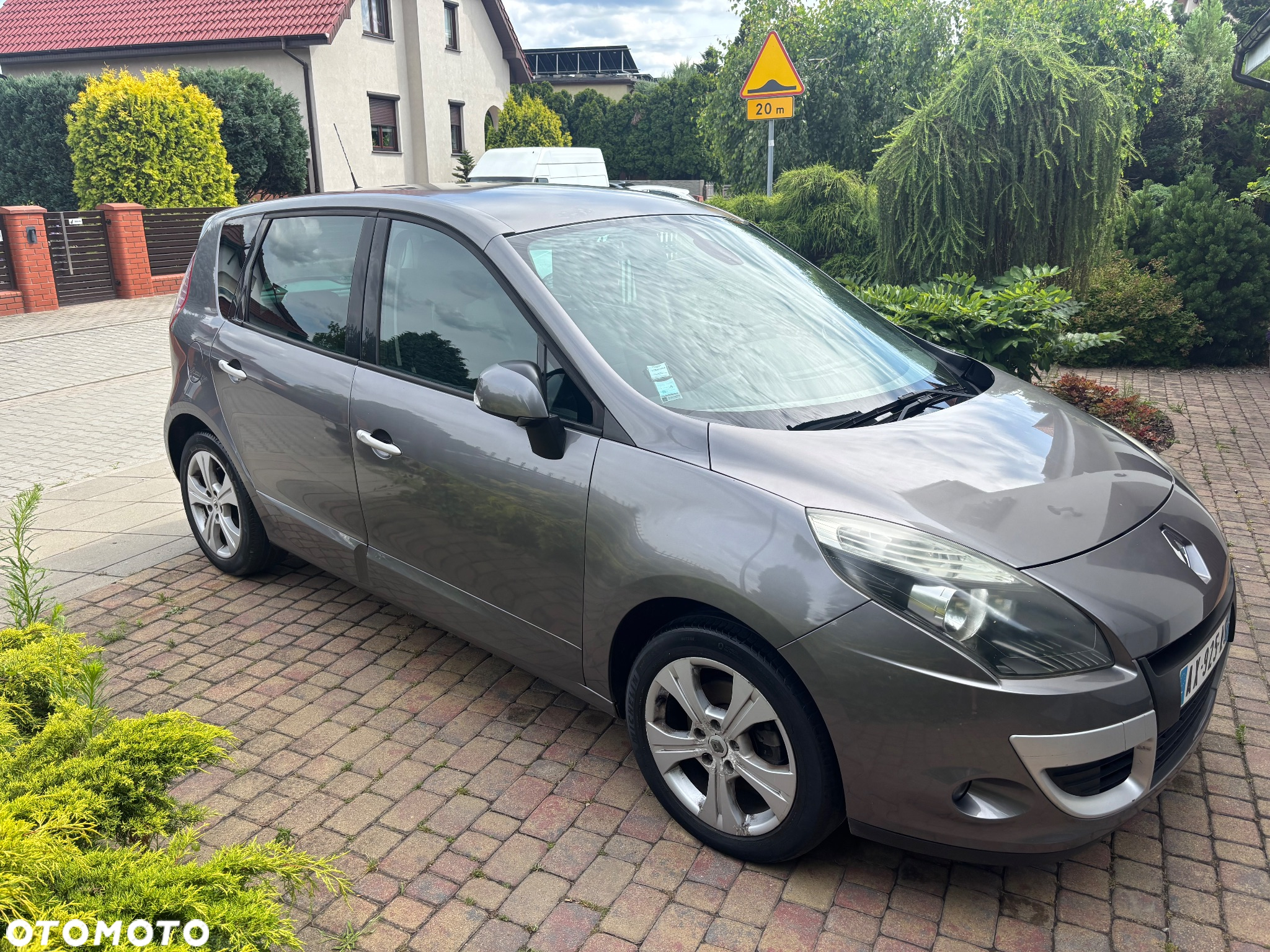 Renault Scenic 1.9 dCi FAP Dynamique - 5