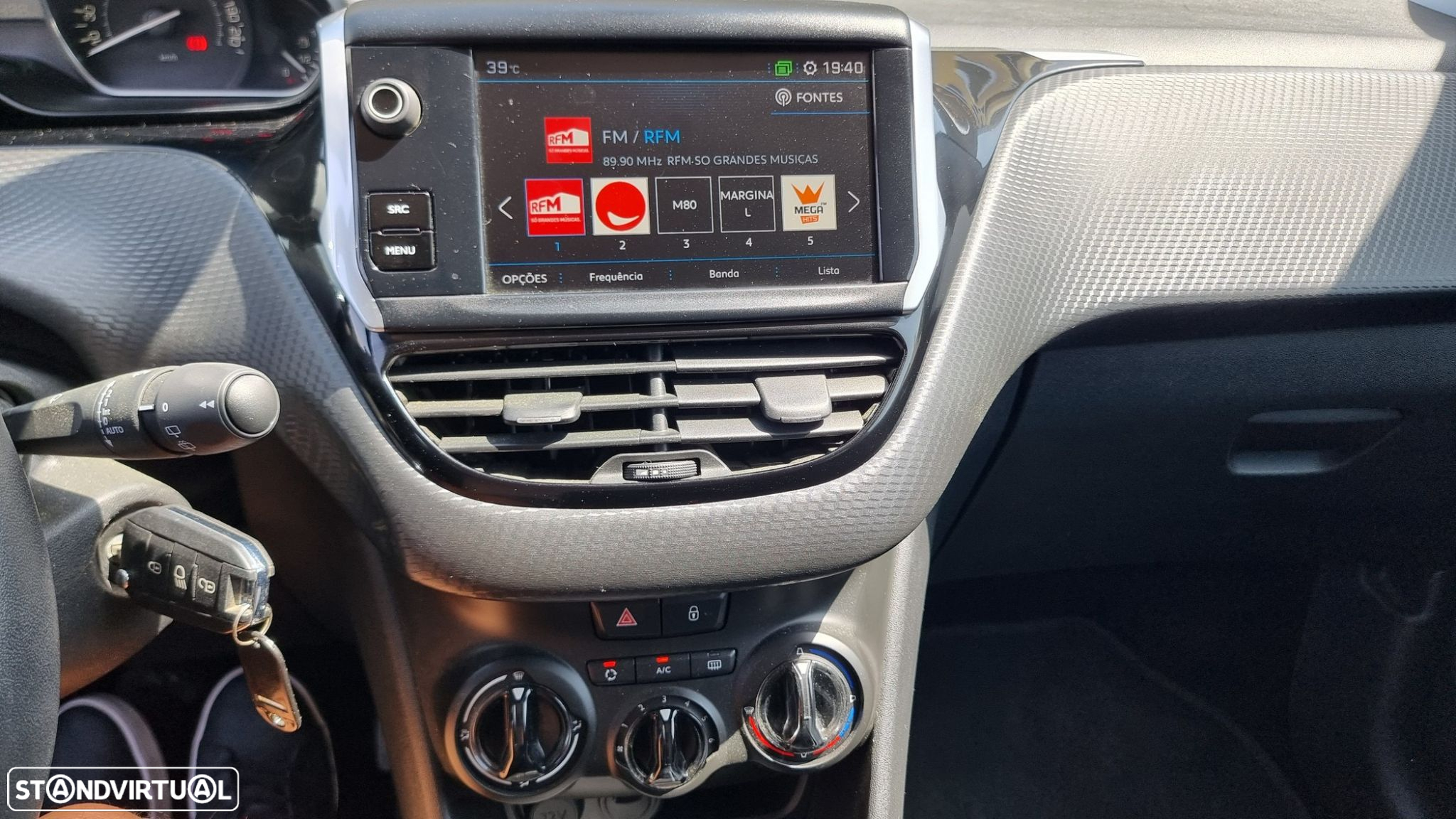 Peugeot 208 1.5 BlueHDi Signature - 13