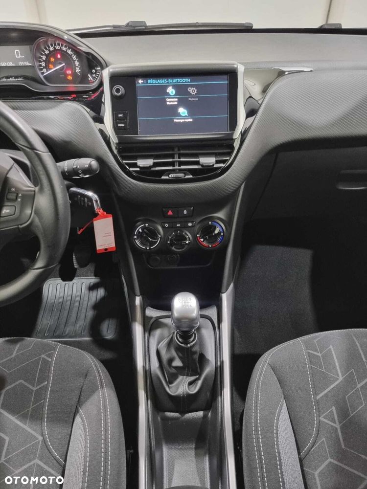 Peugeot 2008 - 19