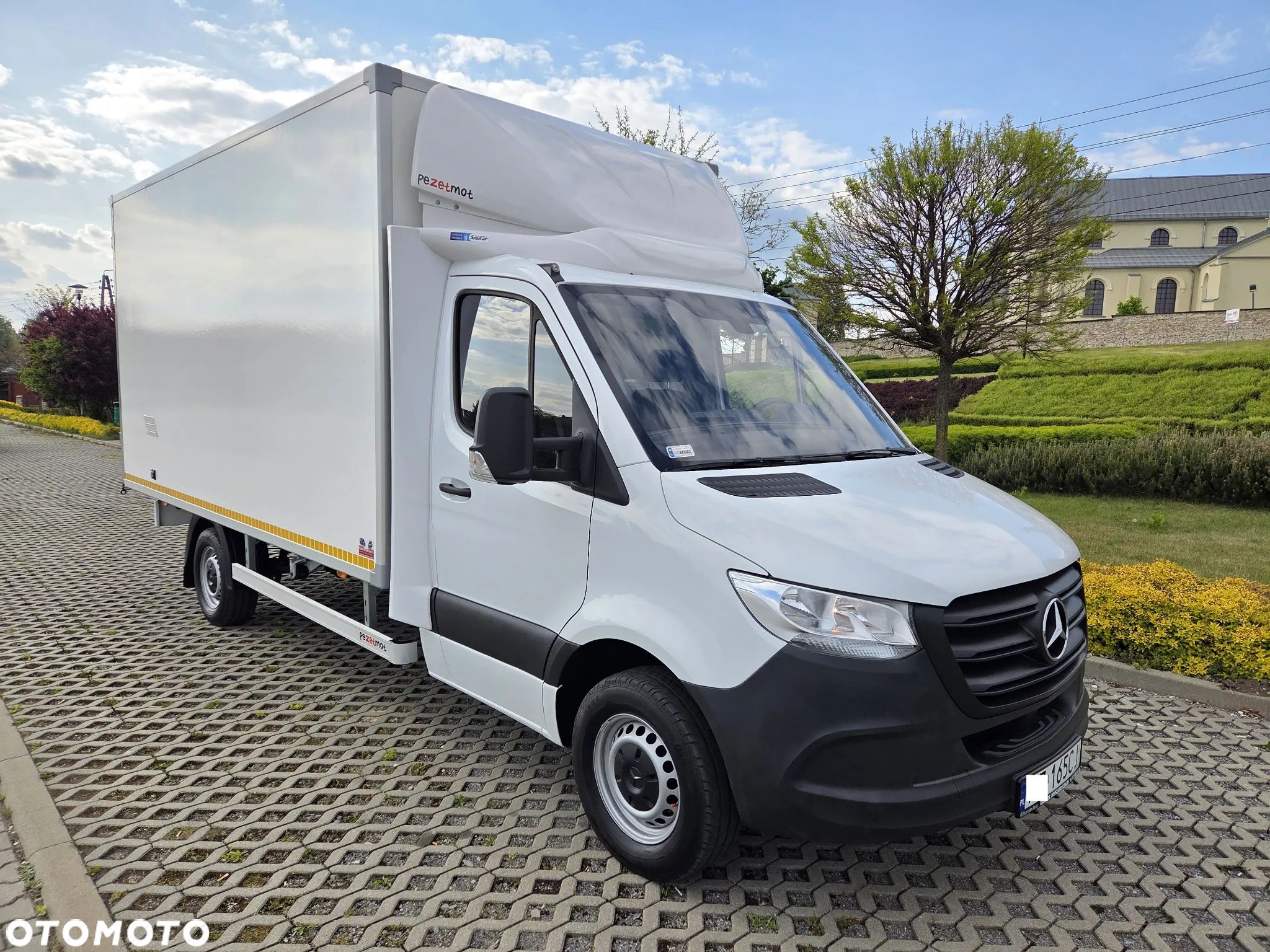 Mercedes-Benz Sprinter - 1