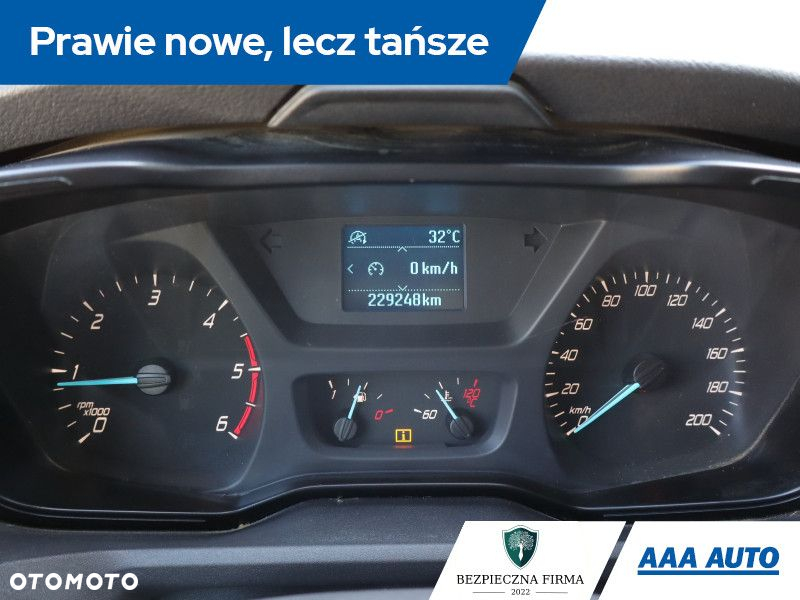 Ford Transit - 12