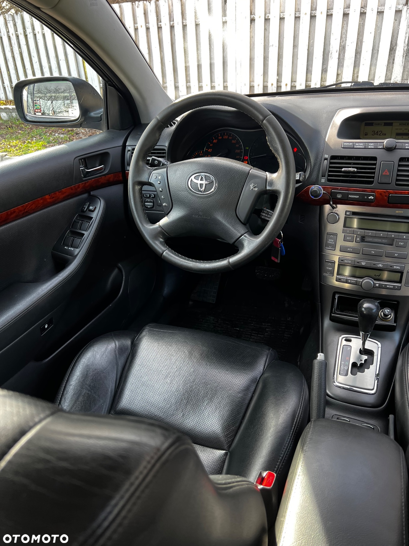 Toyota Avensis 2.4 VVT-i Prestige - 9