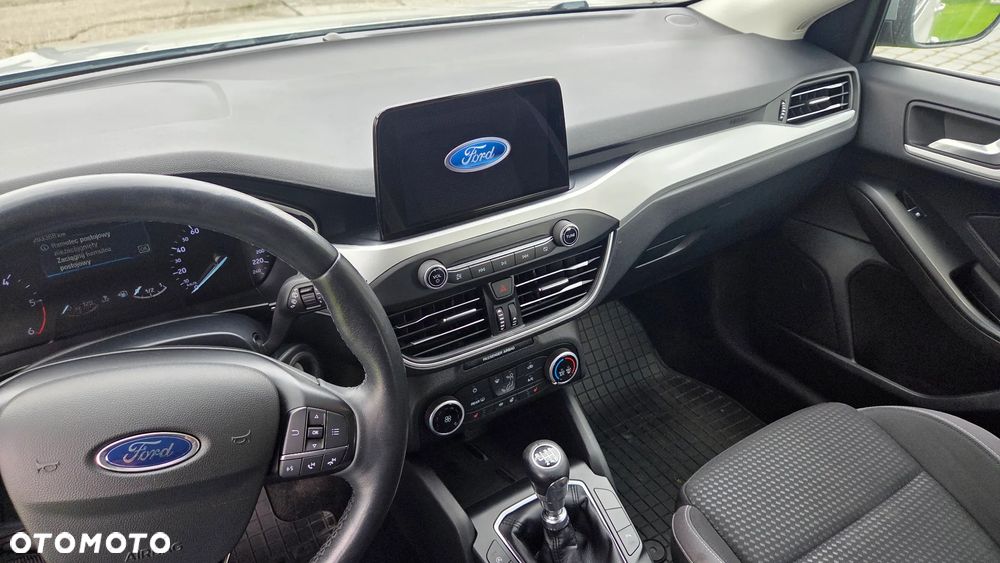 Ford Focus - 6
