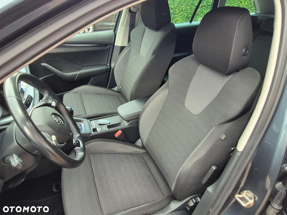 Skoda Octavia 1.5 TSI ACT Ambition - 32