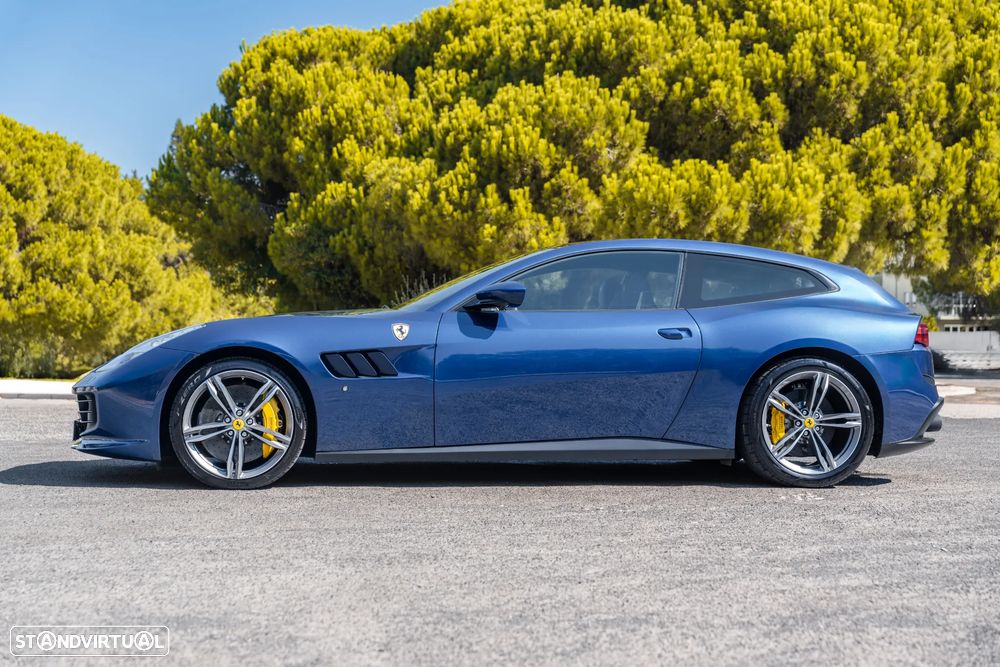 Ferrari GTC4 Lusso - 3