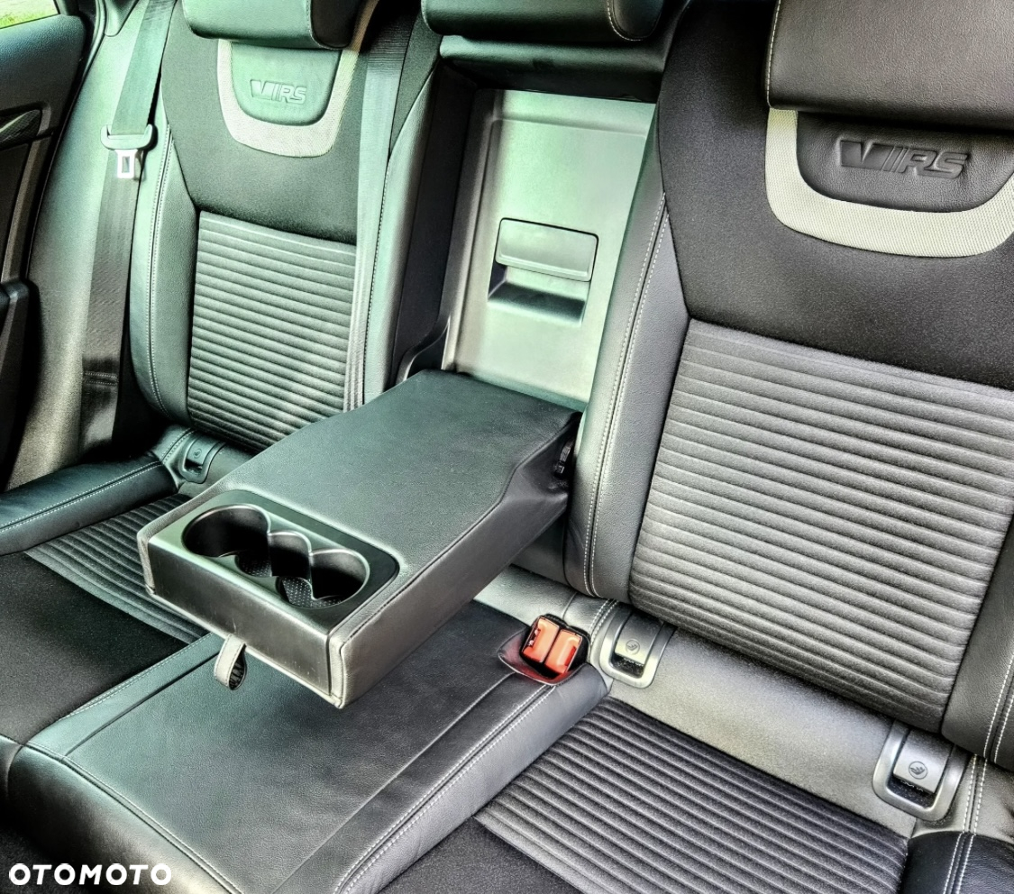 Skoda Octavia 2.0 TDI RS DSG - 17