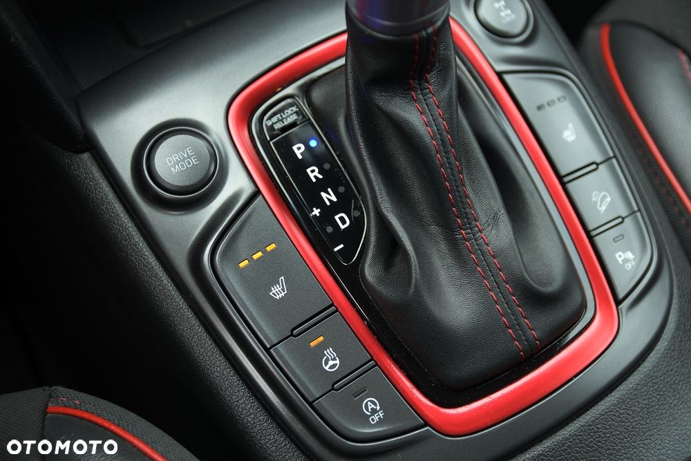 Hyundai Kona 1.6 T-GDI DCT 4WD Style - 32