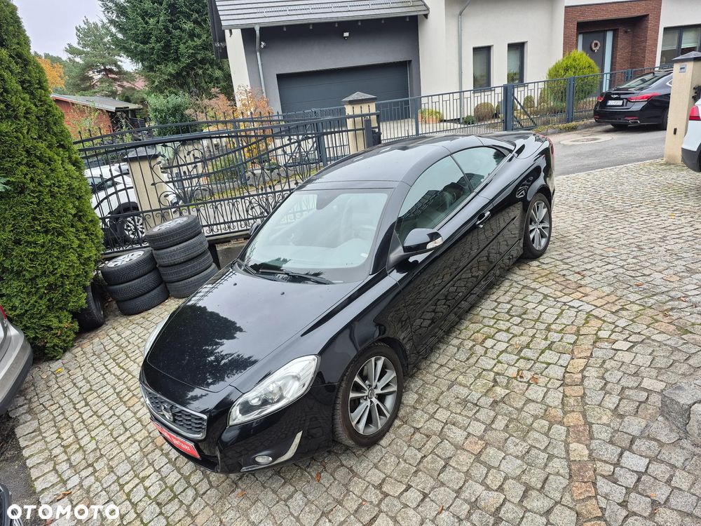 Volvo C70 D3 Momentum - 34