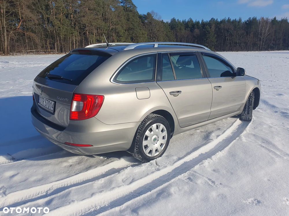 Skoda Superb 2.0 TDI 4x4 Ambition DSG - 5