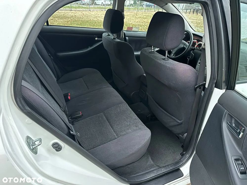 Toyota Corolla 1.6 VVT-i Sol - 6