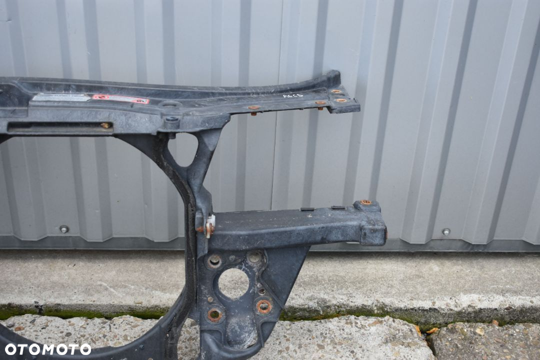 PAS PRZEDNI AUDI A6 C5 - 4