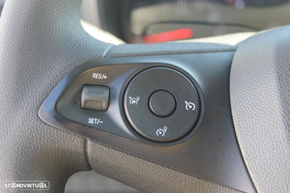 Opel Combo Van 1.5 CDTI - 3 LUGARES - IVA DEDUTÍVEL - 32