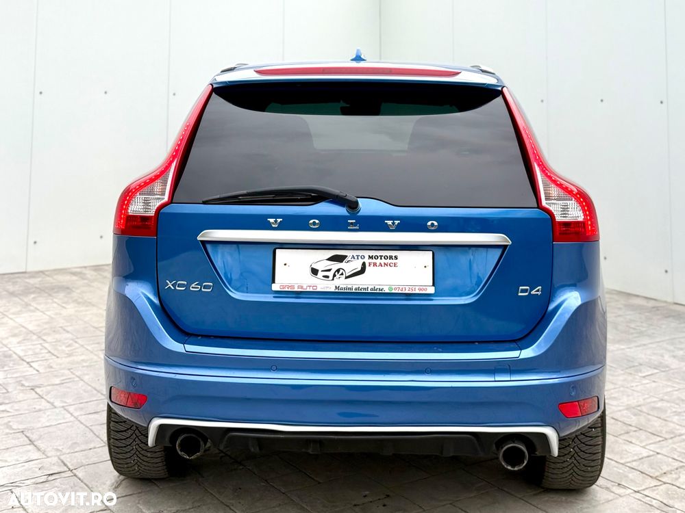 Volvo XC 60 D4 R-Design - 9