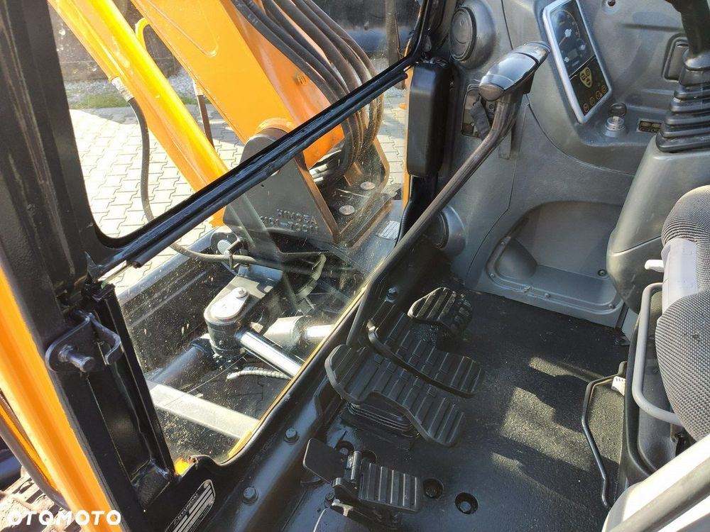 Hyundai ROBEX 80CR-9 2013r 8,3 tony - 24