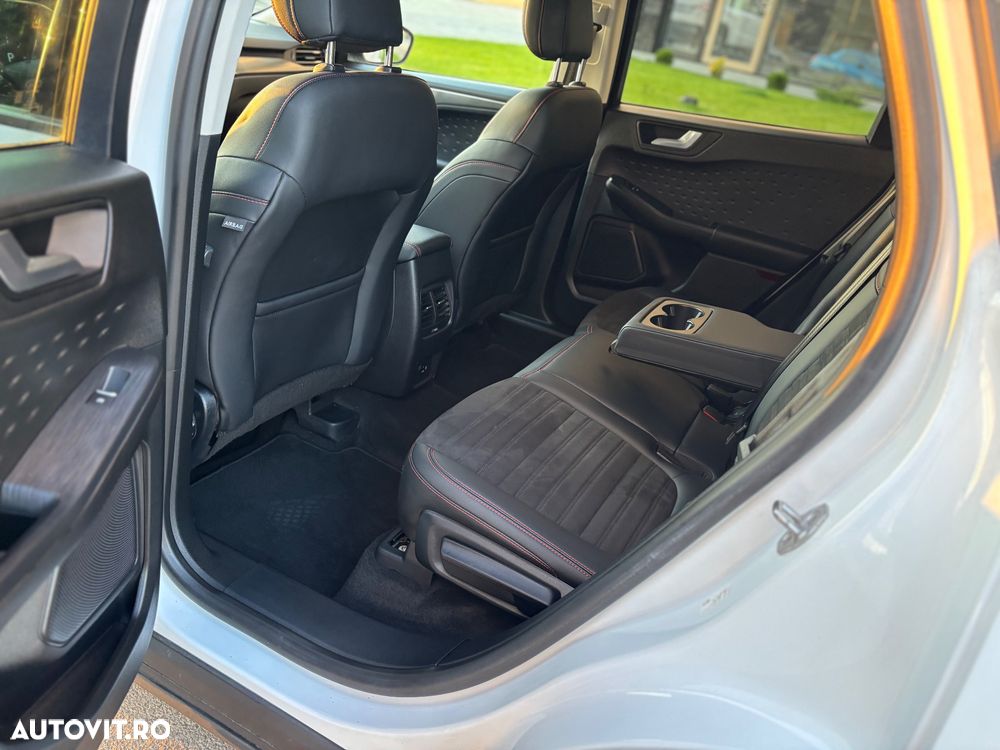 Ford Kuga - 16
