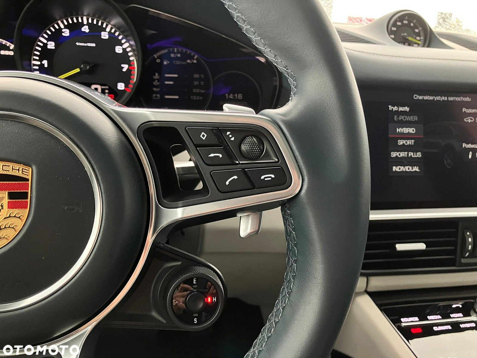 Porsche Cayenne - 27