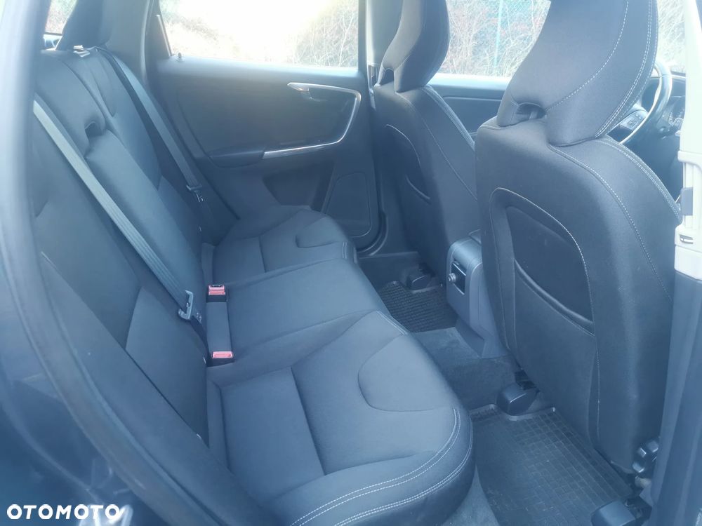 Volvo XC 60 D4 Summum - 11