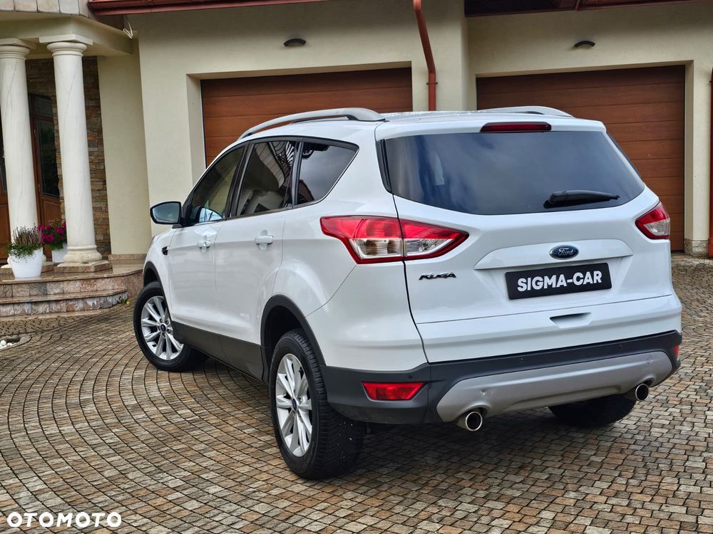 Ford Kuga 2.0 TDCi 4x4 Titanium - 22