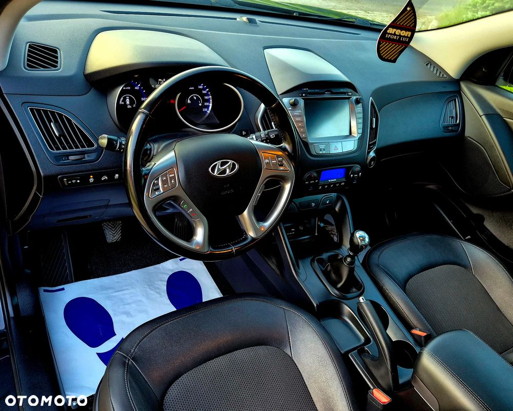 Hyundai ix35 - 22