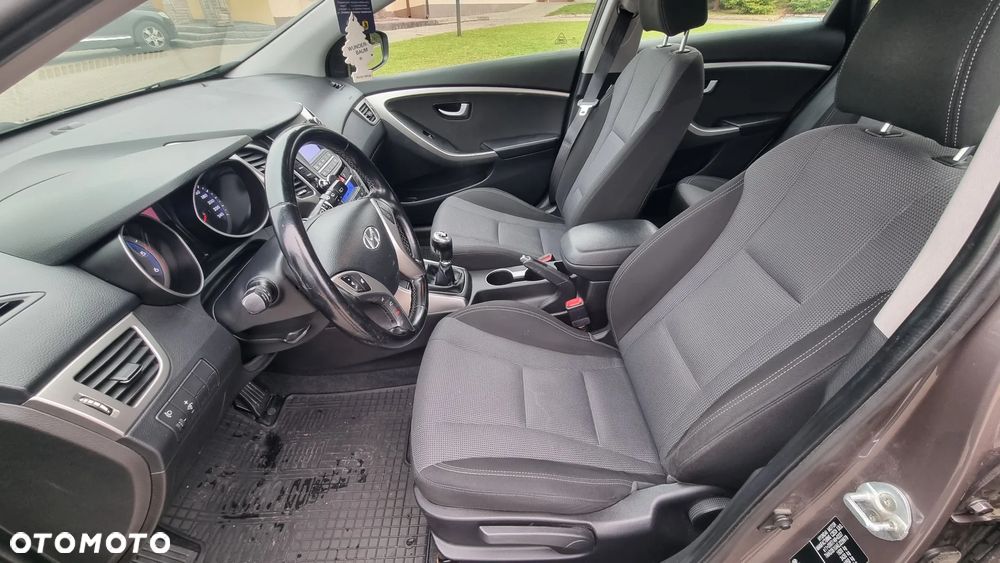 Hyundai i30 1.6 CRDi Comfort - 10