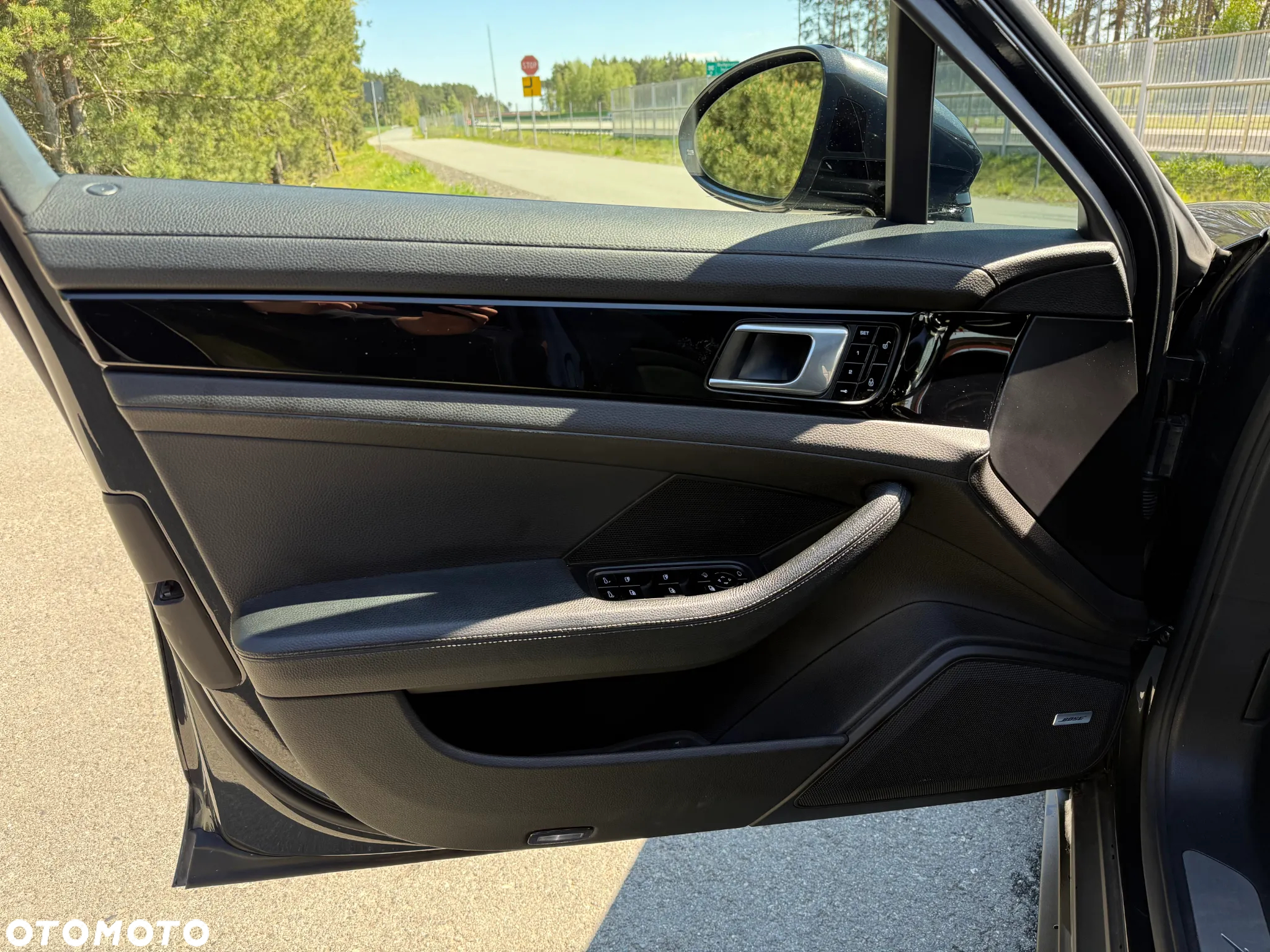 Porsche Panamera 4 - 17
